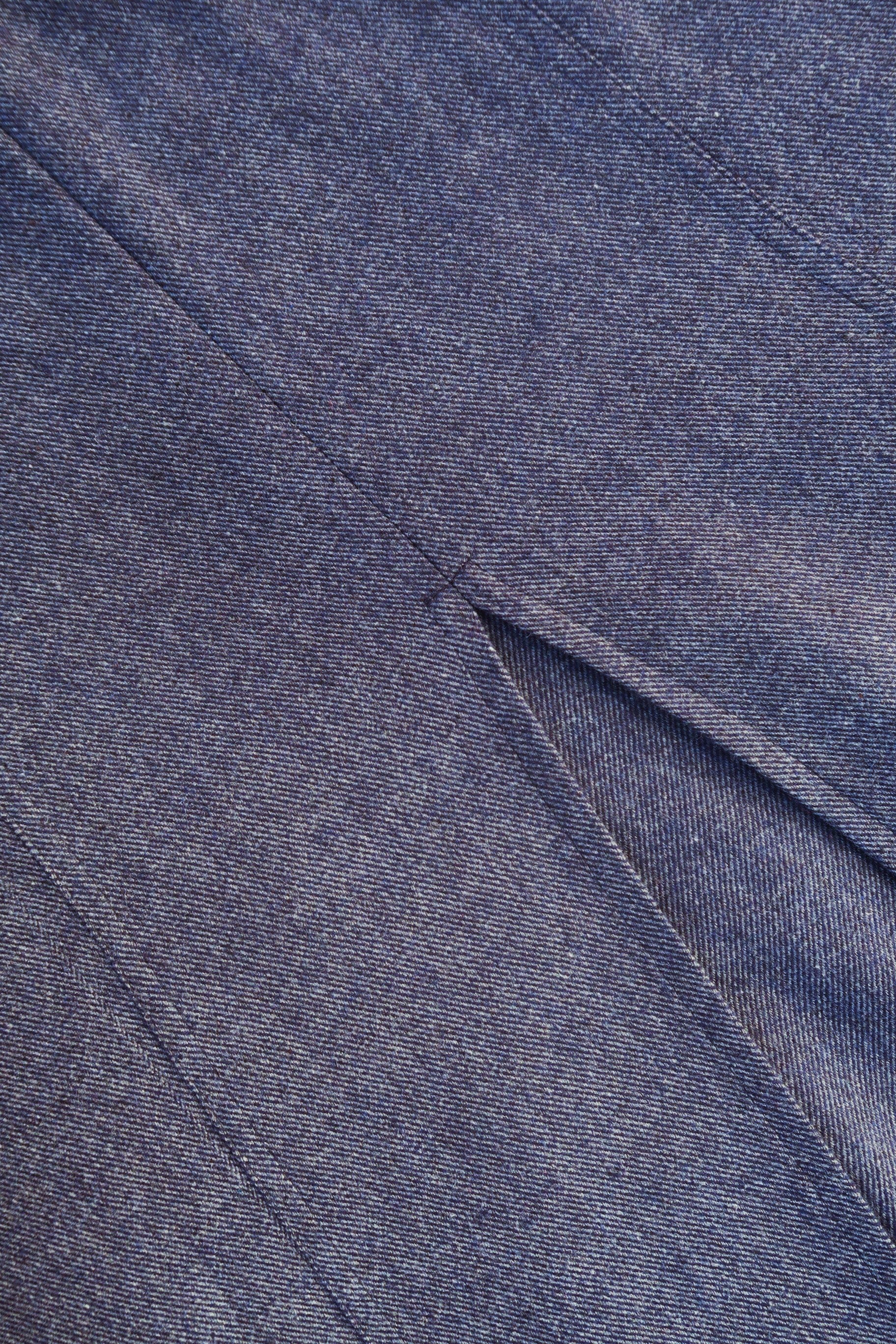 FALDA LARGA CON COSTURAS AZUL RAYA