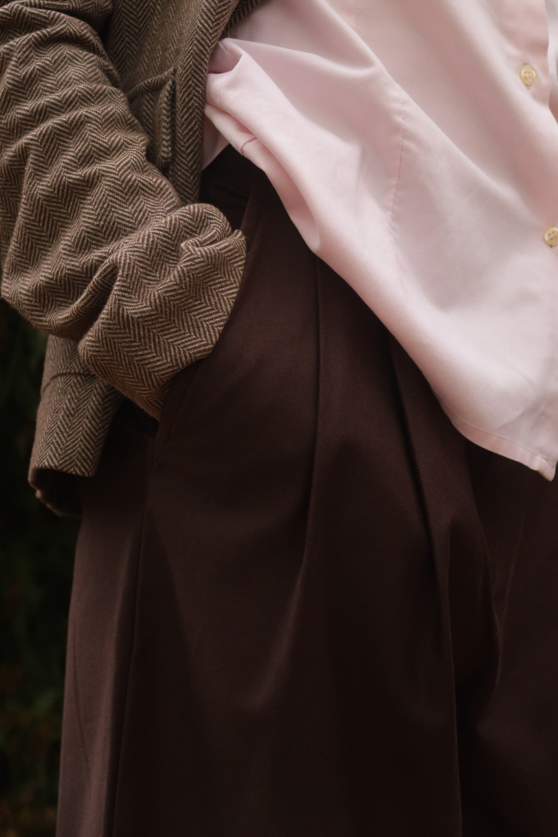 PANTALON PINZAS BALLOON MARRON