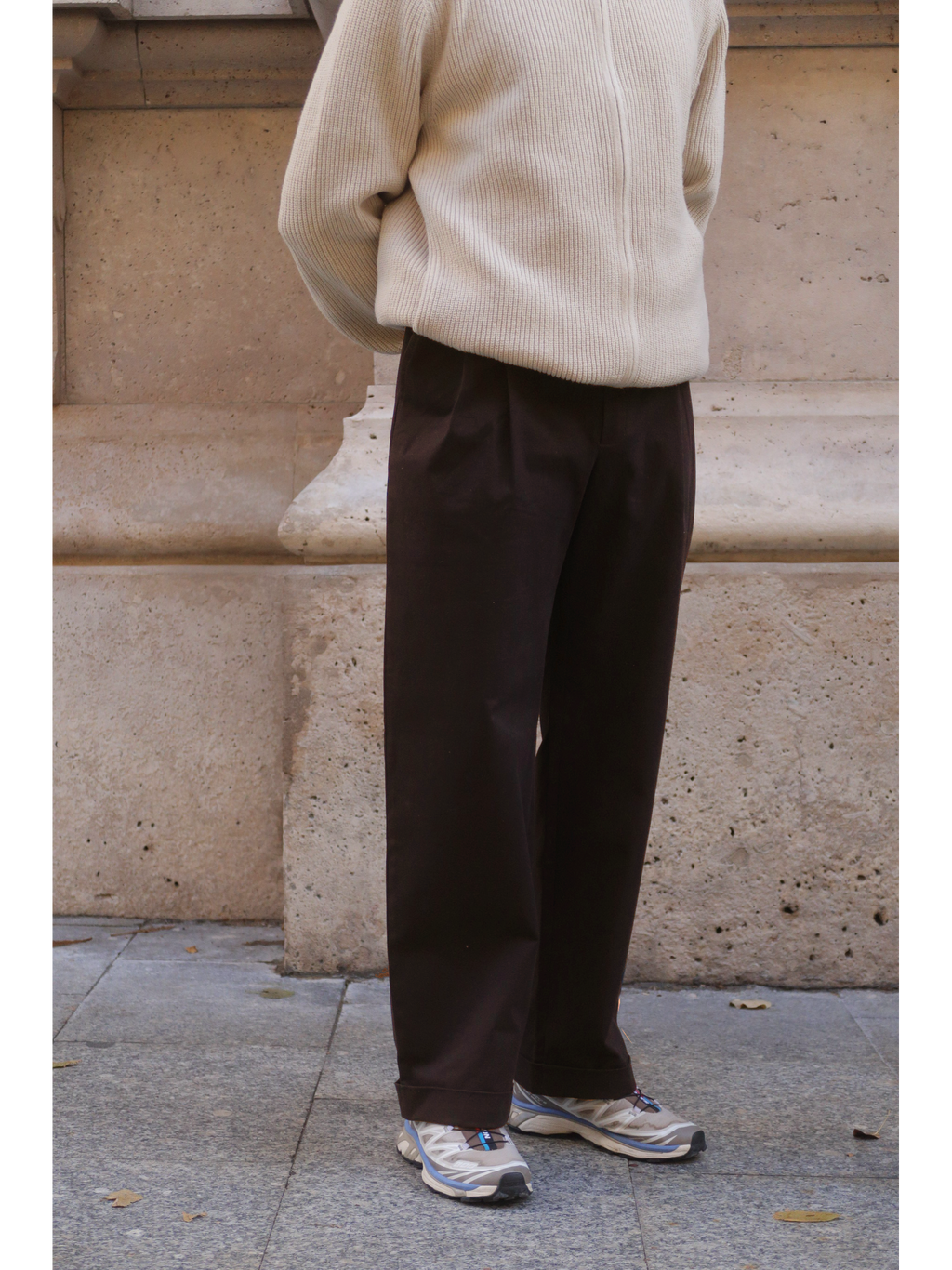 PANTALON PINZAS RECTO MARRON