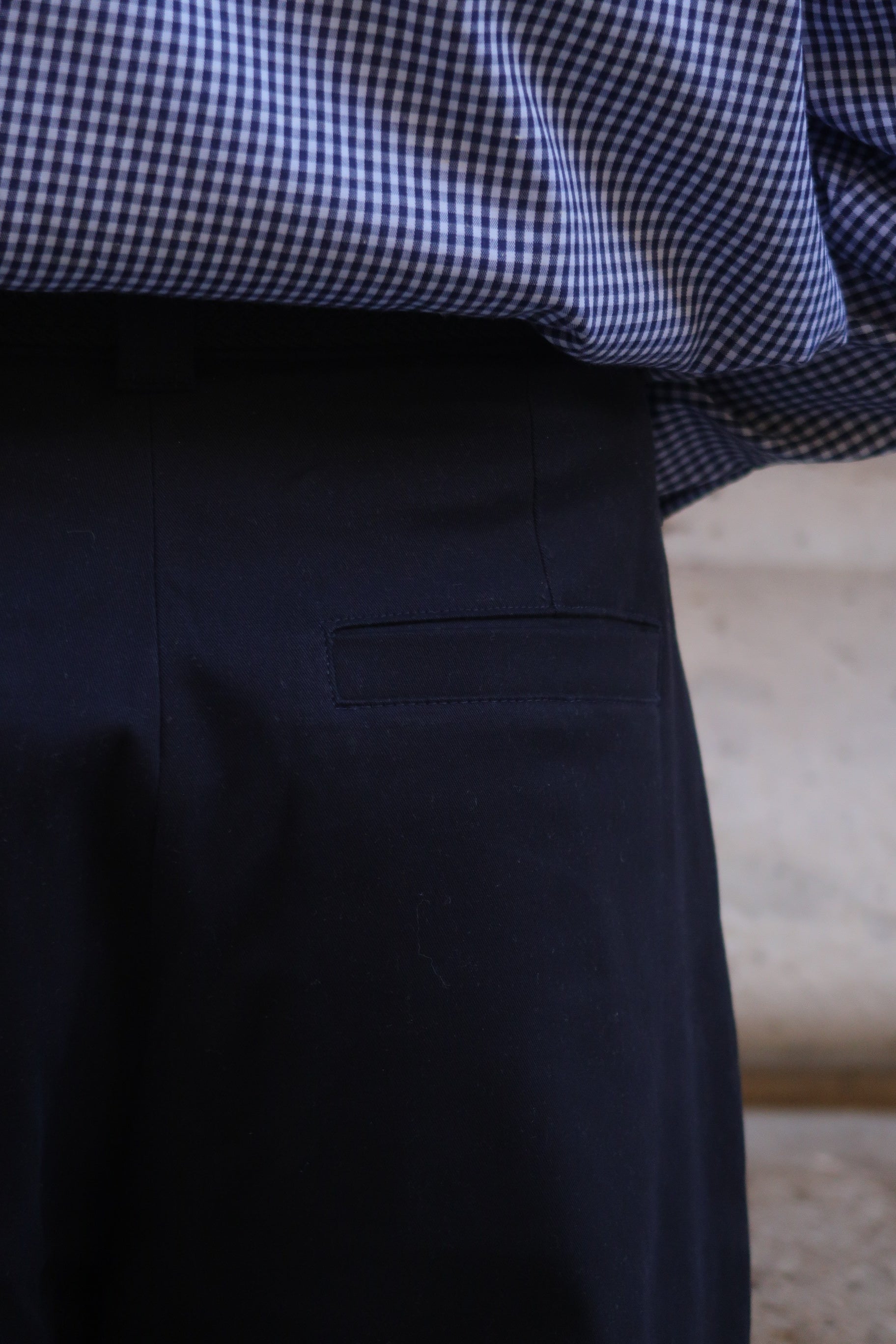 PANTALON PINZAS RECTO AZUL MARINO