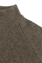 JERSEY PUNTO CUELLO SUBIDO MARRON